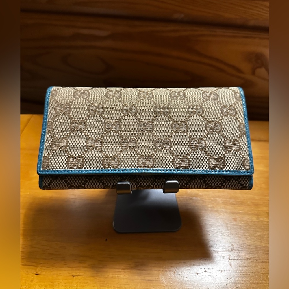 Gucci Beige and Blue Canvas & Leather Women's Long Flap Wallet - Picture 2 of 11
